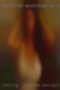 Looking Indiana swingers  for a golf partner.